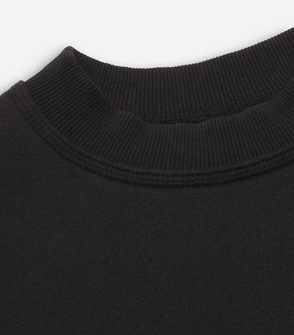 HEAVYWEIGHT BLACK TEE