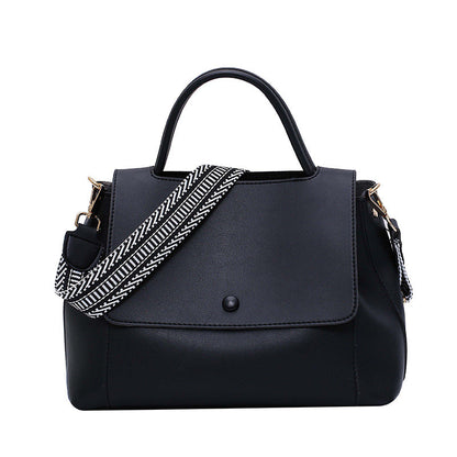 Atmospheric fashion handbag