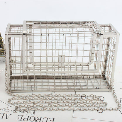 Metal hollow shoulder bag European and American fashion clutch iron mesh chain messenger dinner bag