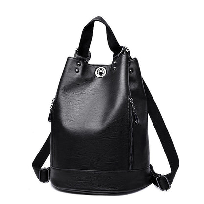 Simple and versatile travel backpack