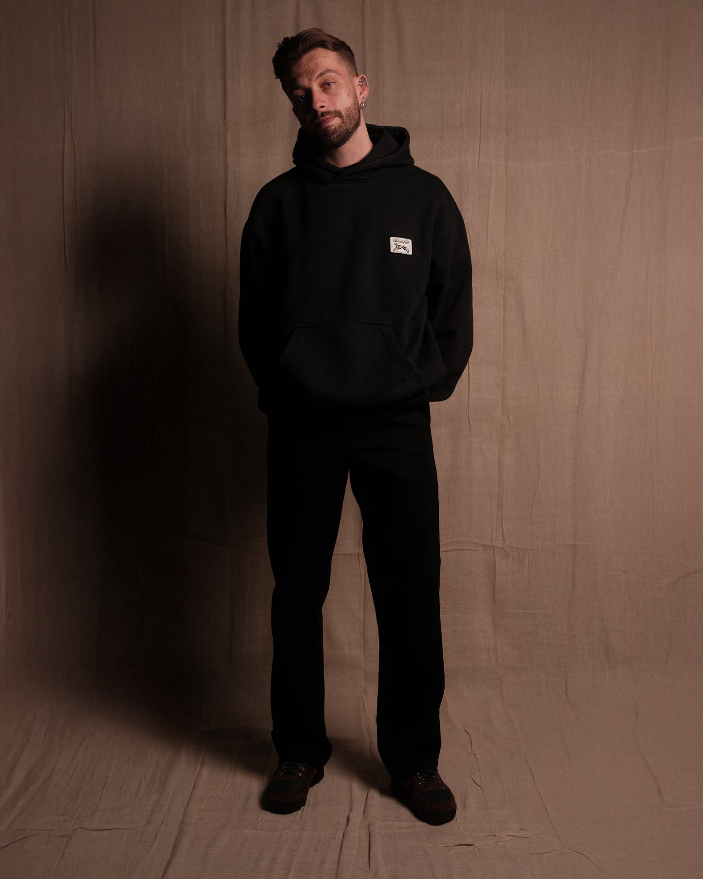 HOOD 001 - Washed Black
