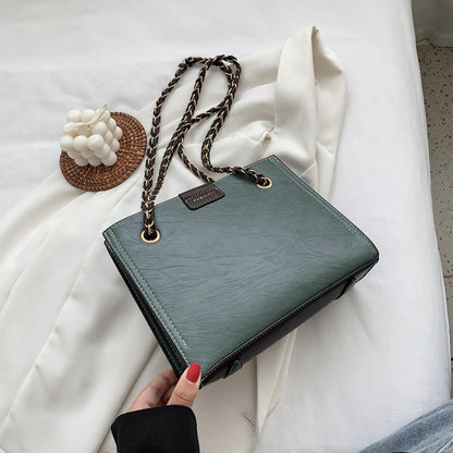 Chain shoulder messenger bag