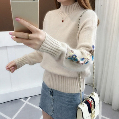 Loose Embroidered Knitwear