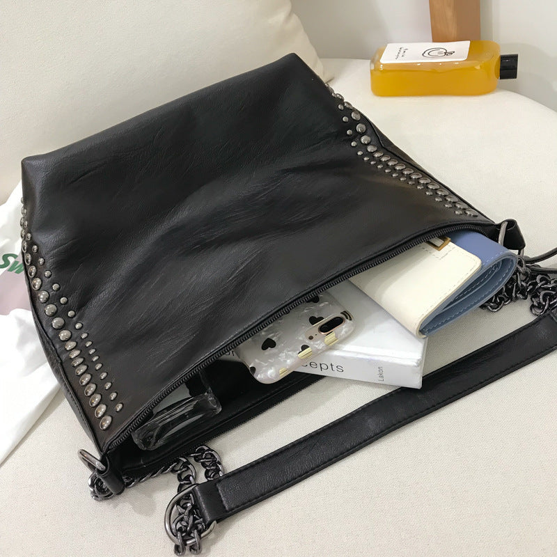 PU Simple Casual Chain One Shoulder Rivet Backpack