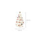 Decorate Christmas Decorations With Ornaments