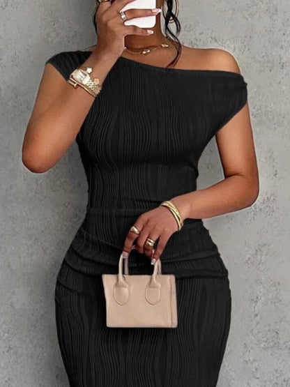 Textured Single Shoulder Bodycon Maxi Dress
