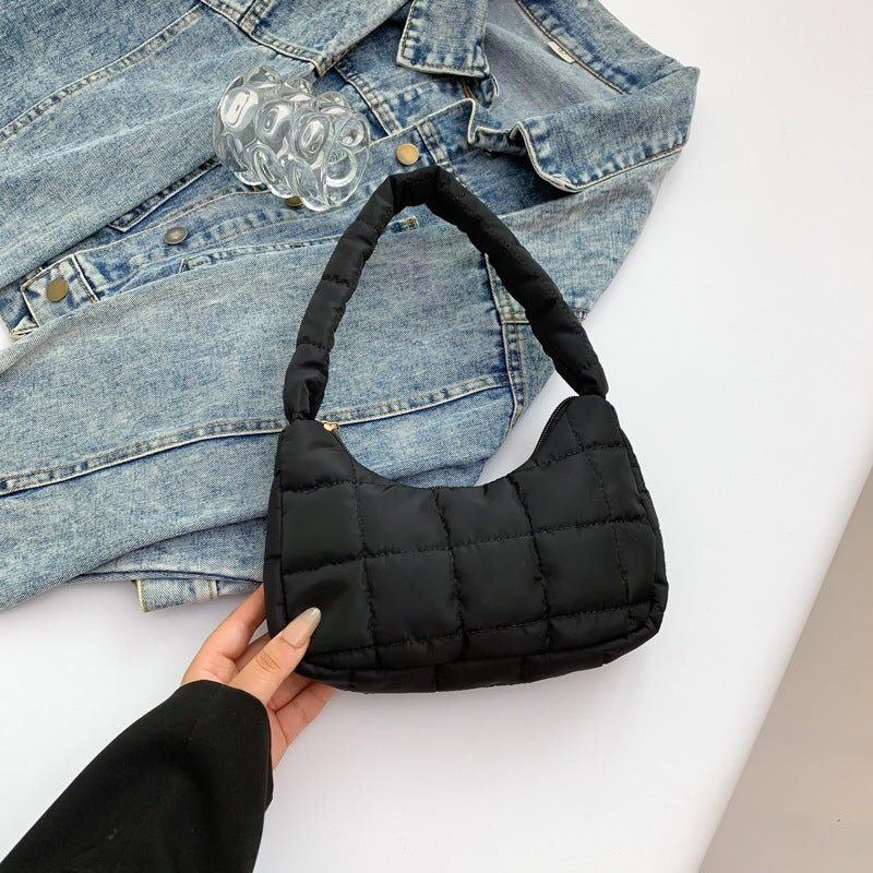 Fashion Simple One Shoulder Underarm New Moon Women's Bag