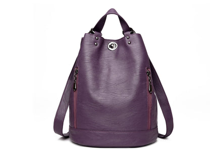 Simple and versatile travel backpack