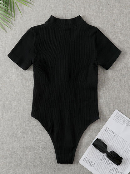 Ribbed Short-sleeve Tight-fitting High-stretch Turtleneck Zip-up Bodysuit