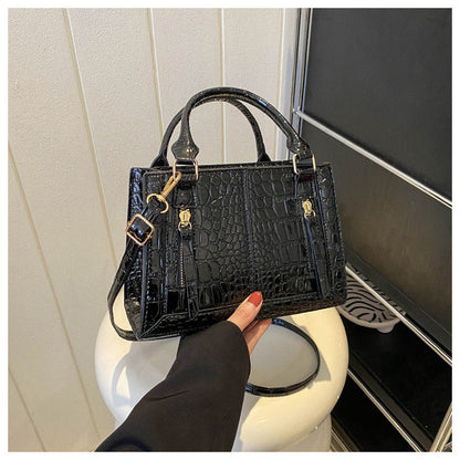 Fashionable Solid Color Summer New Western Style Shoulder Messenger Bag