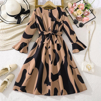 Elegant Printed Dress for Girls 8-12 Years Old with Flared Sleeves Elastic
