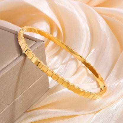 Ins Irregular Honeycomb-shaped Bracelet Fashion Minimalist Titanium Steel Bracelet Women's Jewelry