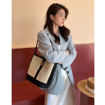 Large Capacity  Women's Cowhide Bucket Shoulder Bag