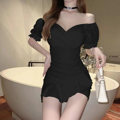 Fitted Waist-cinching Figure-flattering Plus-size Hip-hugging Dress