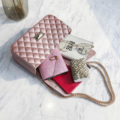 Diamond Chain One-Shoulder Diagonal Small Square Bag