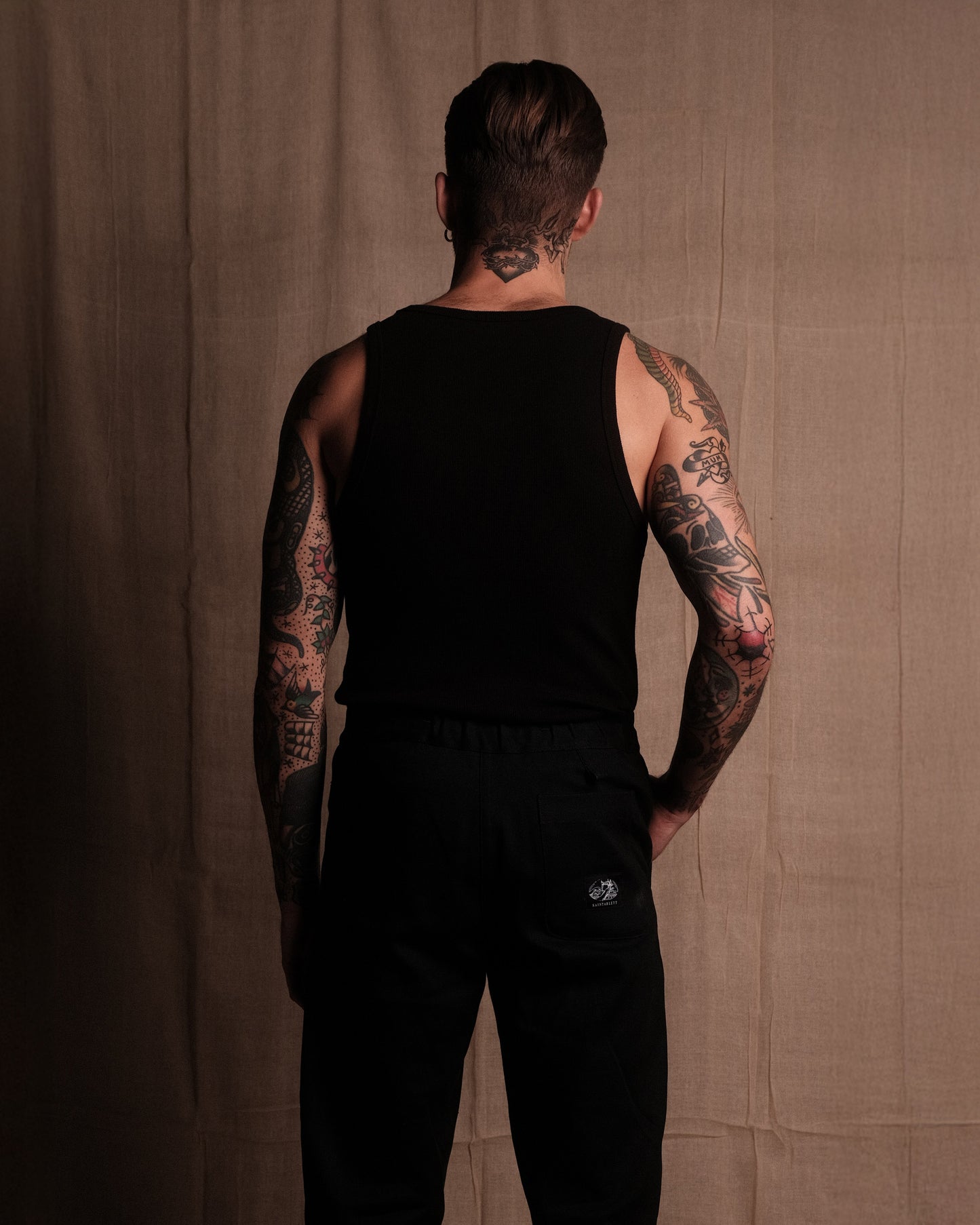 TANK 001 - Black