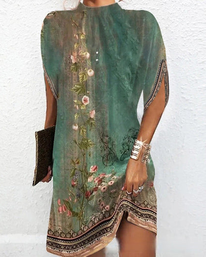 Women's Fashion Round Neck Loose Bat Sleeve Dress