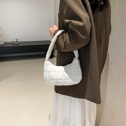 Fashion Simple One Shoulder Underarm New Moon Women's Bag