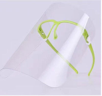 Anti-fog and anti-spray mask