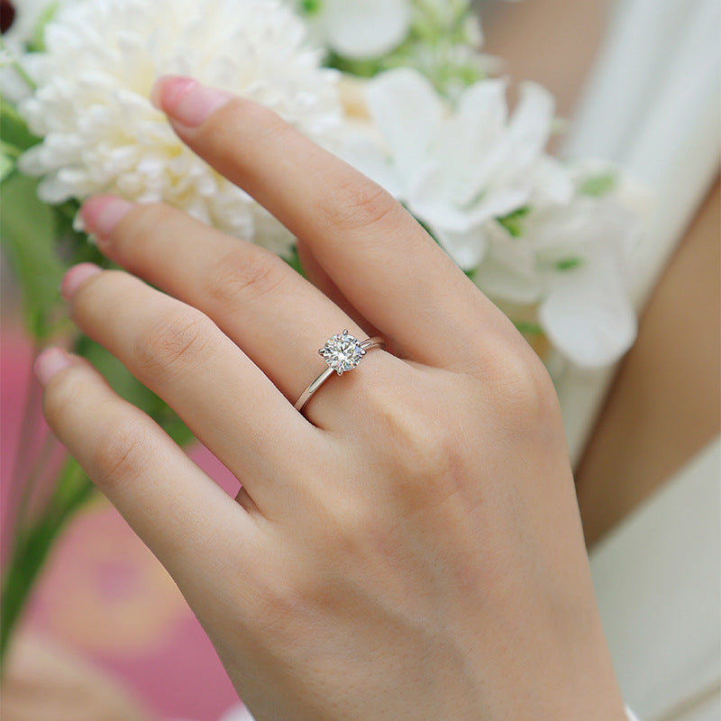 S925 Sterling Silver Moissanite Four-Prong