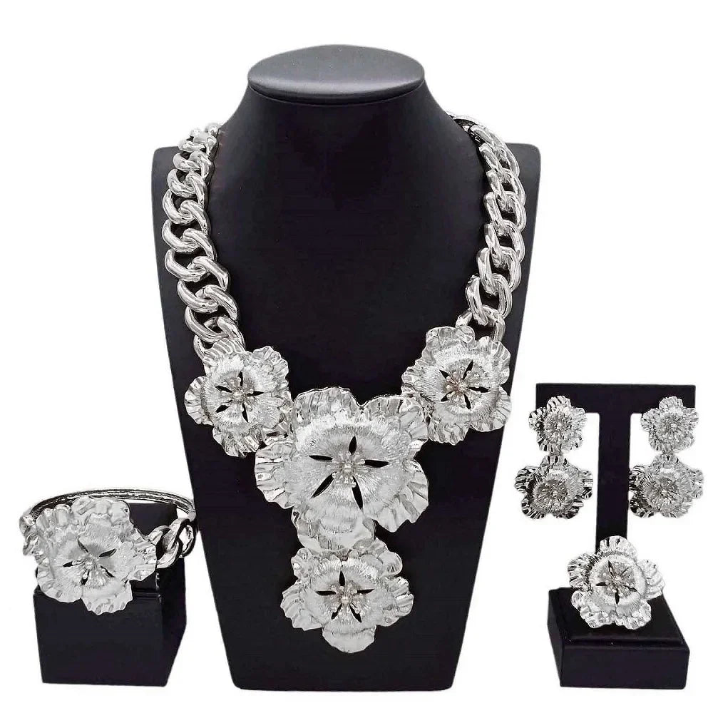 Necklace For Women Fashion New Cuban Chain Necklace Gold Flower Pendant Luxury