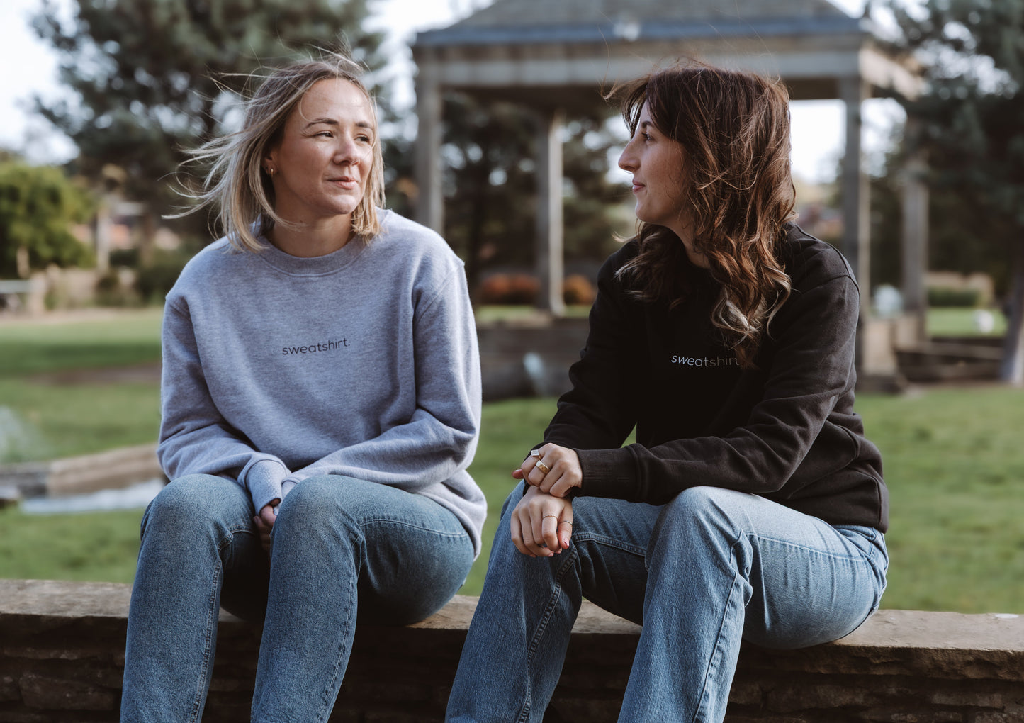 simple. sweatshirt. snug. grey-marl.