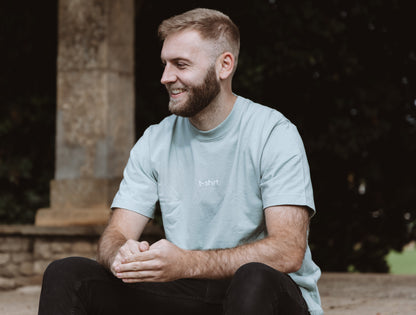 simple. t-shirt. aloe.
