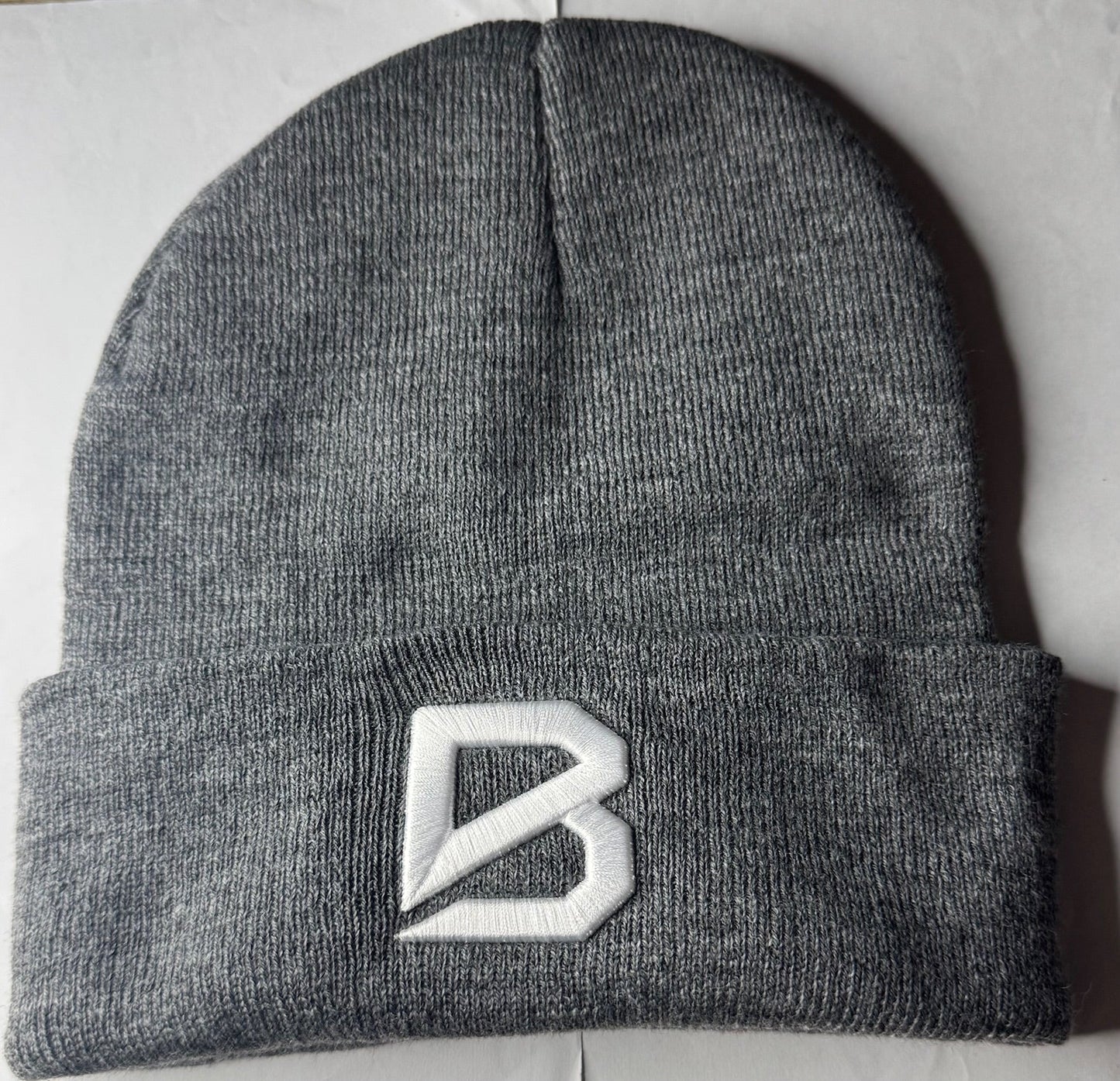 BRACE Beenie hats in Black/Grey/Beige/Navy