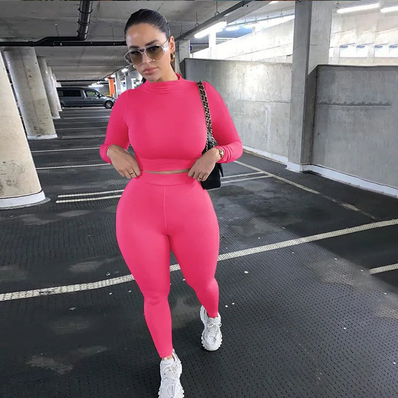 2021 New arrivals 18 color fashion casual sports fitness  crop top yoga two piece set women sportswear fitness other sportswear