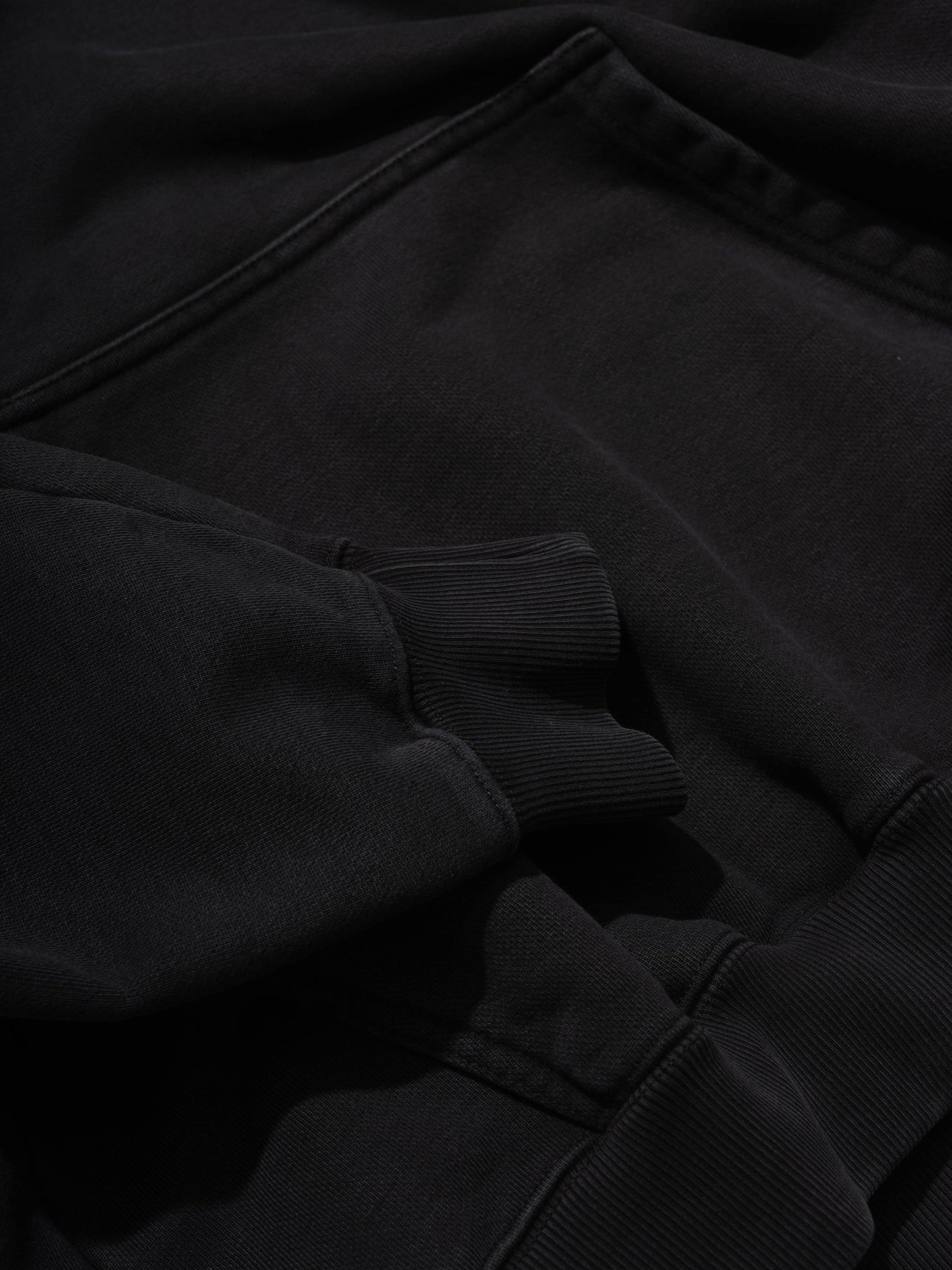 HOOD 001 - Washed Black