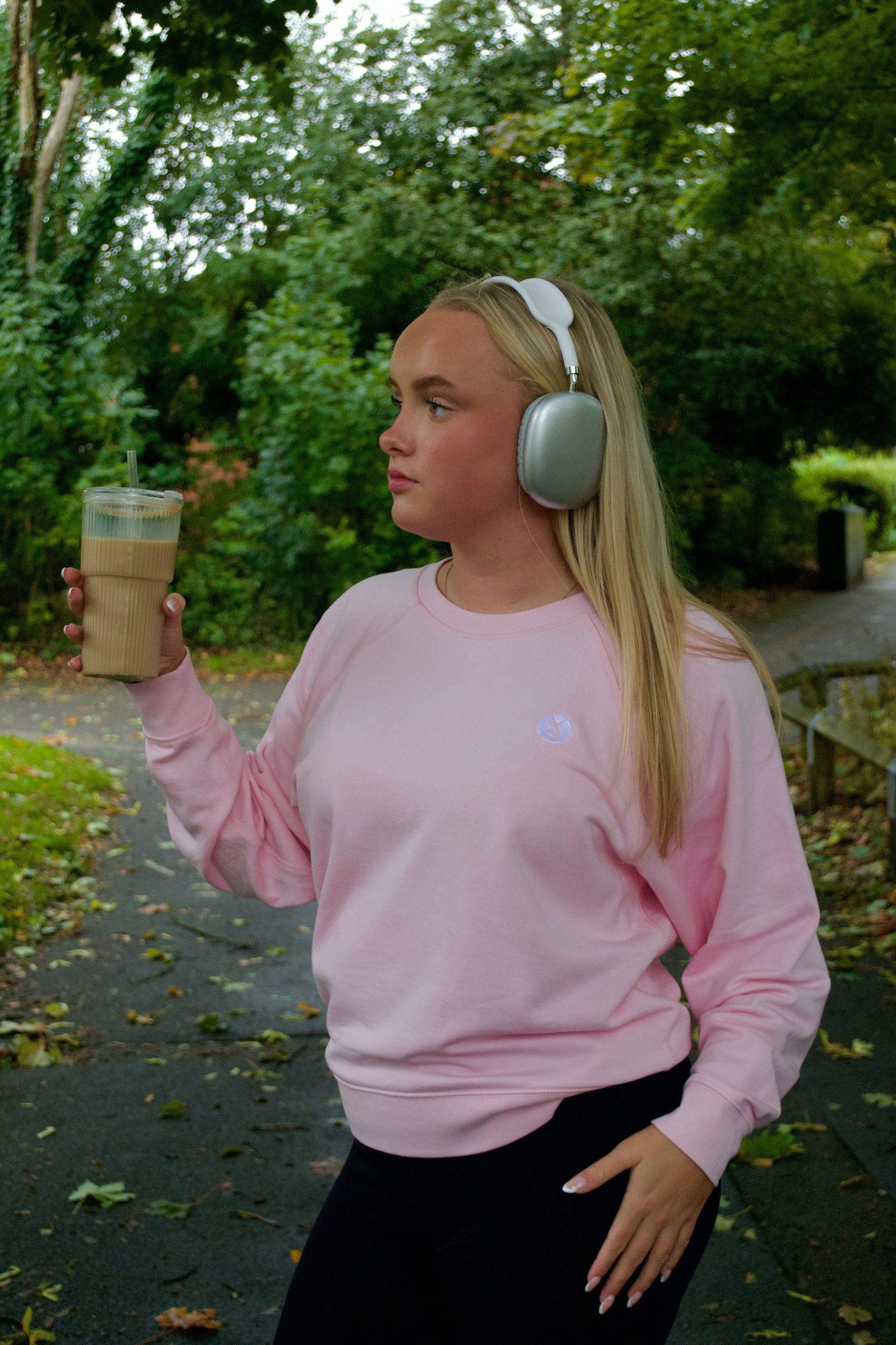 Essence Sweatshirt Maisie-0