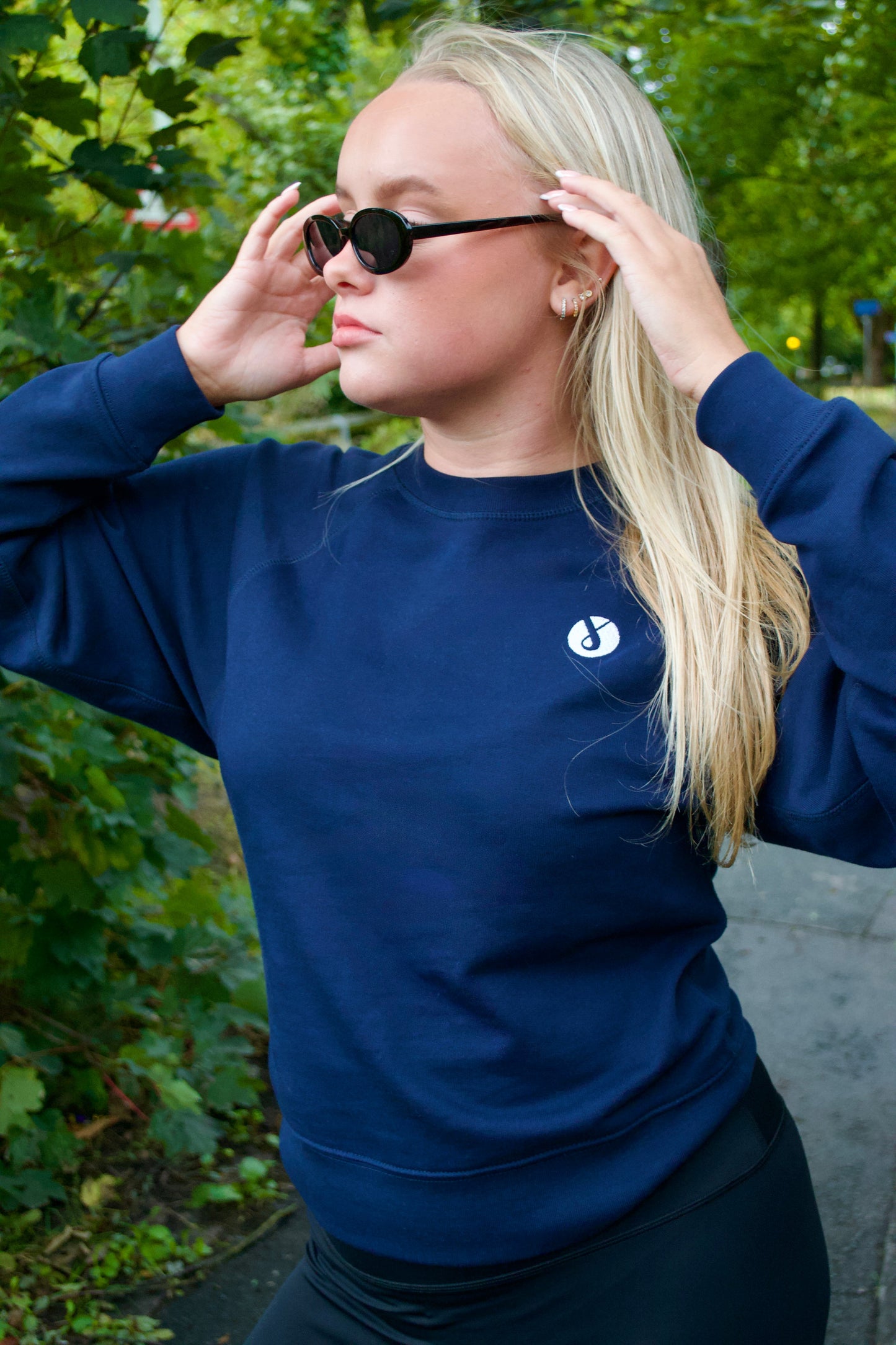 Essence Sweatshirt Skye-0