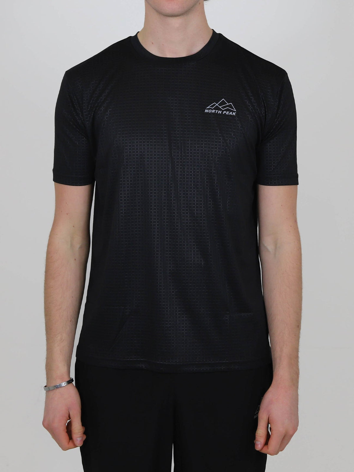 Nera T-Shirt