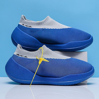 Cross-border men's shoes 2022 new flying woven breathable socks shoe cover foot trend one pedal casual sports shoes coconut shoes