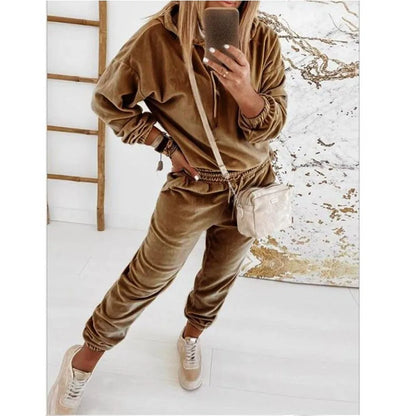 Woman's Tracksuit Sets Outfits