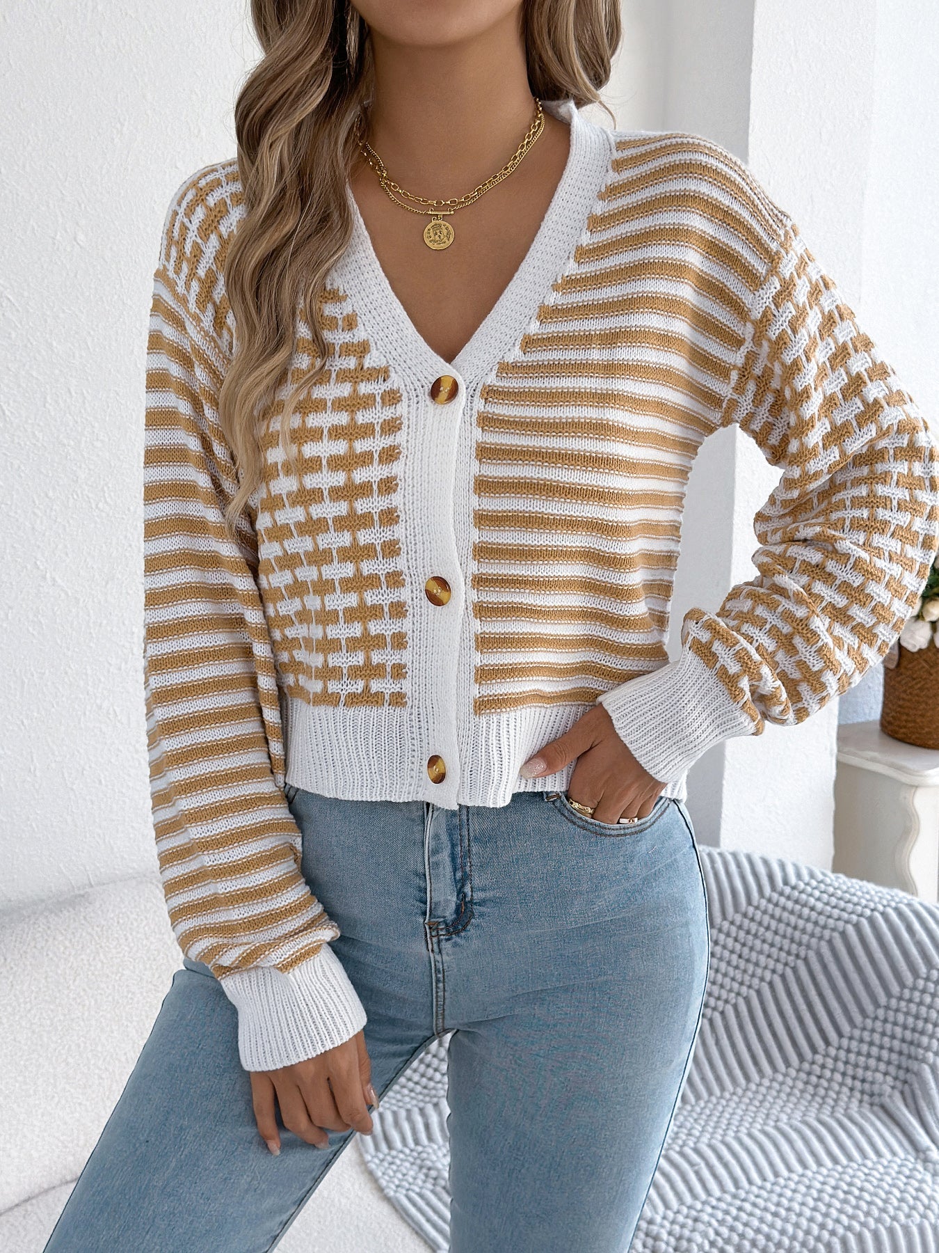 Women Color Block Stripe Lantern Sleeve Short Cardigan Sweater