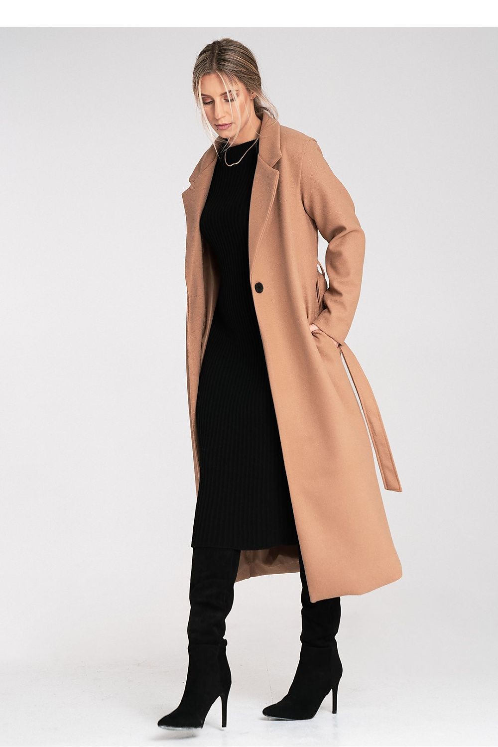 Coat Figl