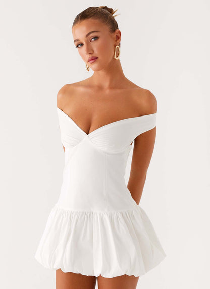 Spicy Girl Polka-Dot Halterneck Waist-Cinching Figure-flattering Dress