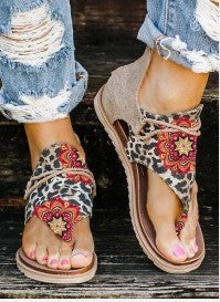large size women flat sandals