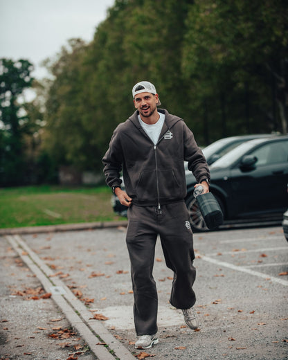 Bénir Club Basics Jogger - Mocha