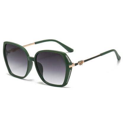 Women's European And American UV Resistant Large Frame Sunglasses