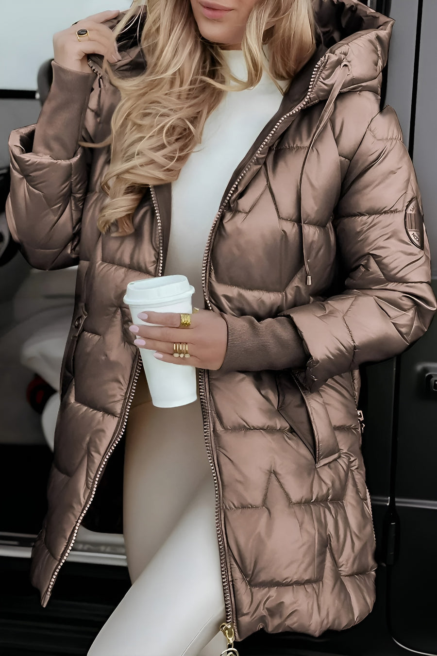 Mageina | Elegant Winter Coat With Hood And Padding
