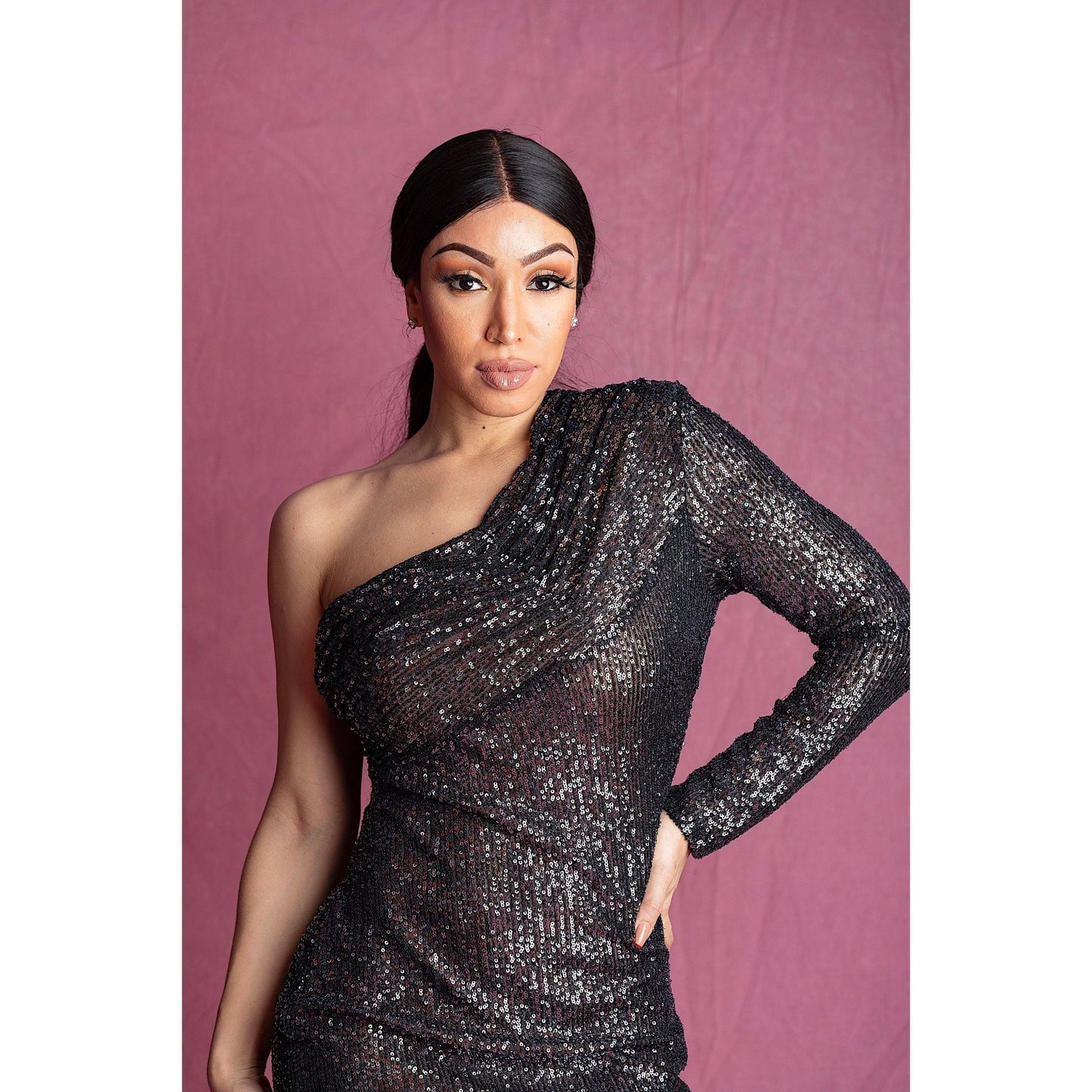 SAFFI Red One Shoulder Sequin Midi Dress