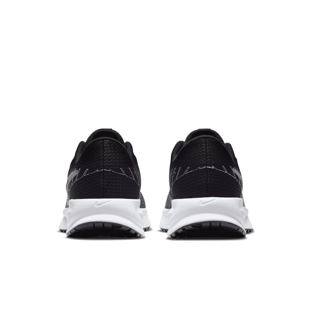Nike Run Defy Women’s Lightweight Training Shoe