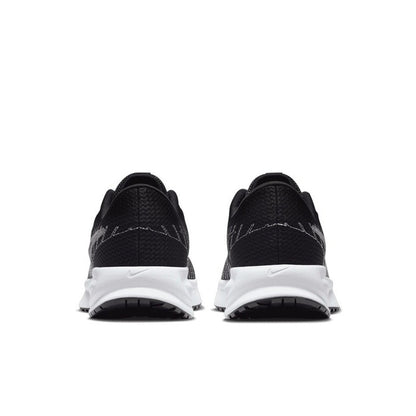 Nike Run Defy Women’s Lightweight Training Shoe