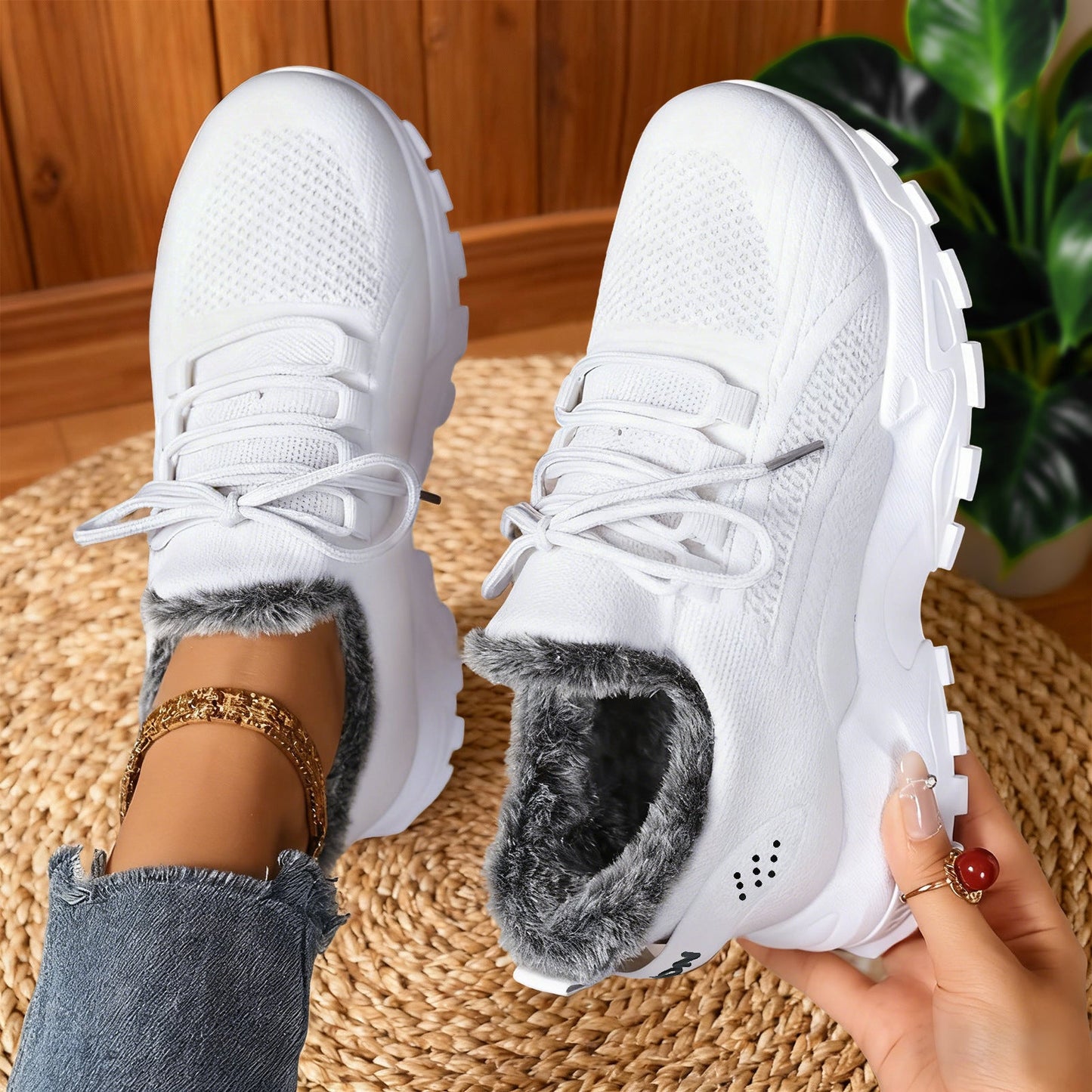 Fly-Woven Breathable Casual Shoes