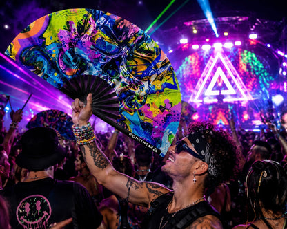 XL UV Reactive Graffiti Skull Festival Fan – Neon Rave Clack Fan
