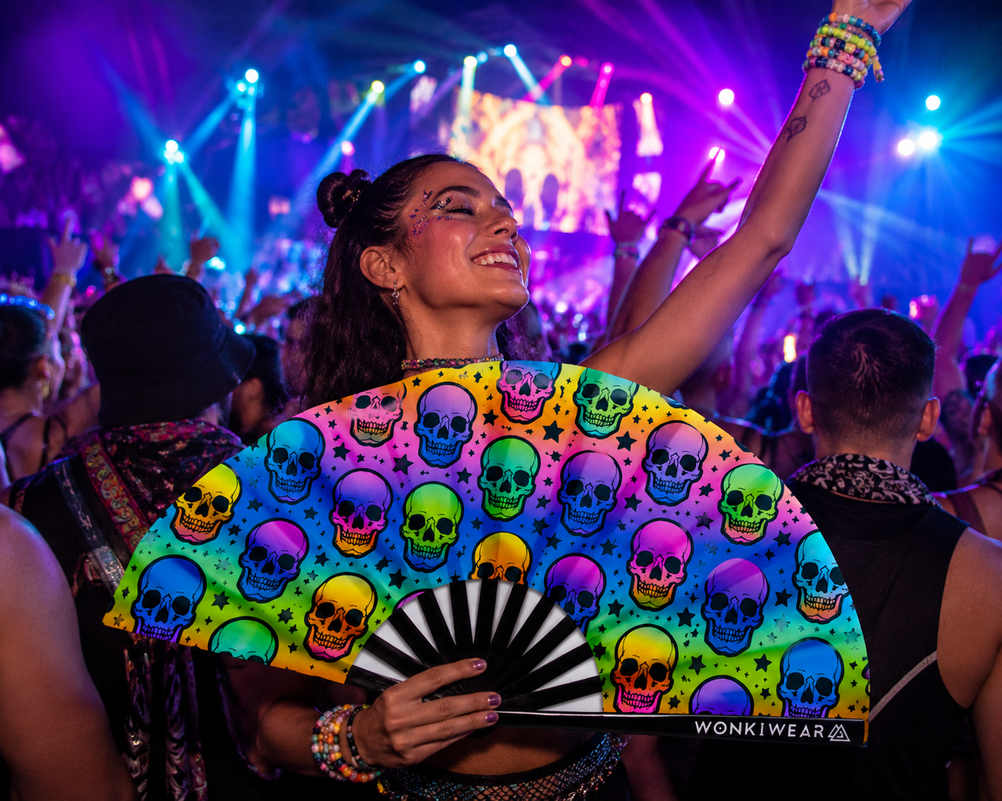 XL UV Reactive Skull Festival Fan – Trick or Treat Rave Clack Fan